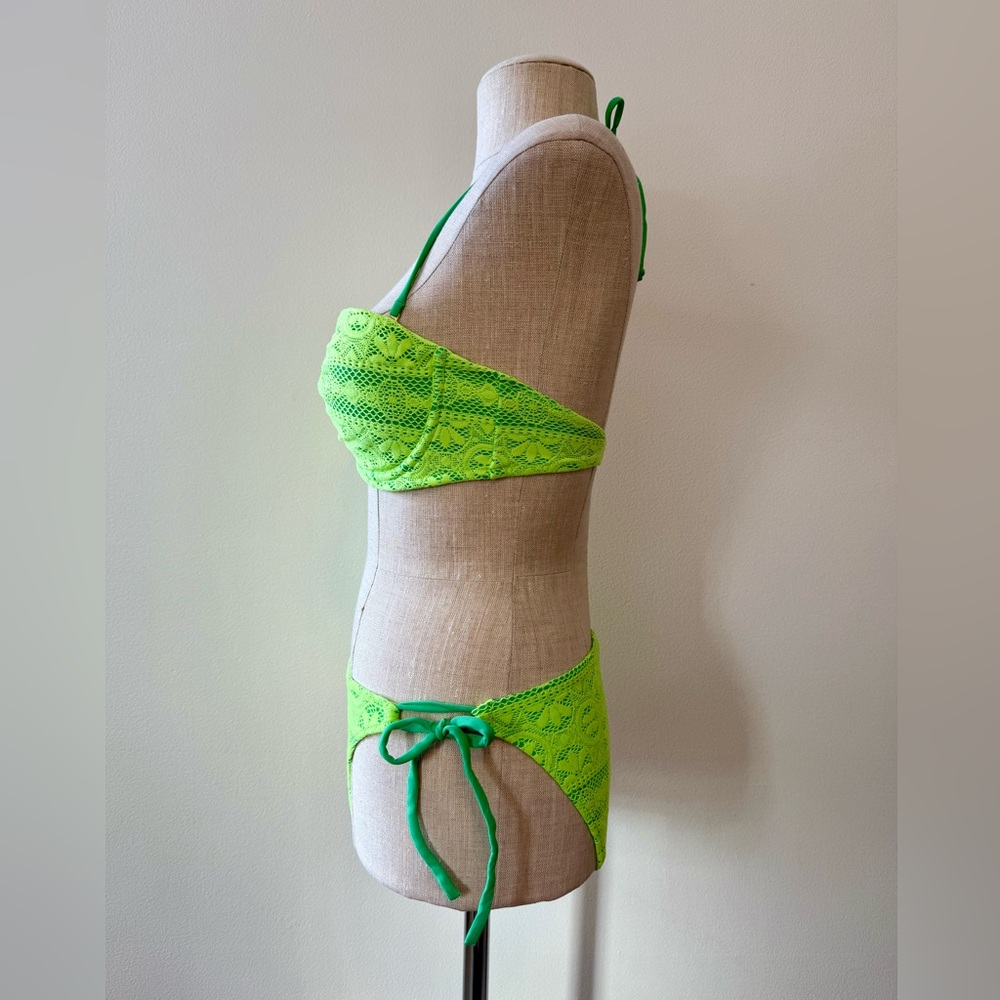Vintage Victoria's Secret "Very Sexy" Bikini Set in Neon Green Lace - Picture 7 of 11